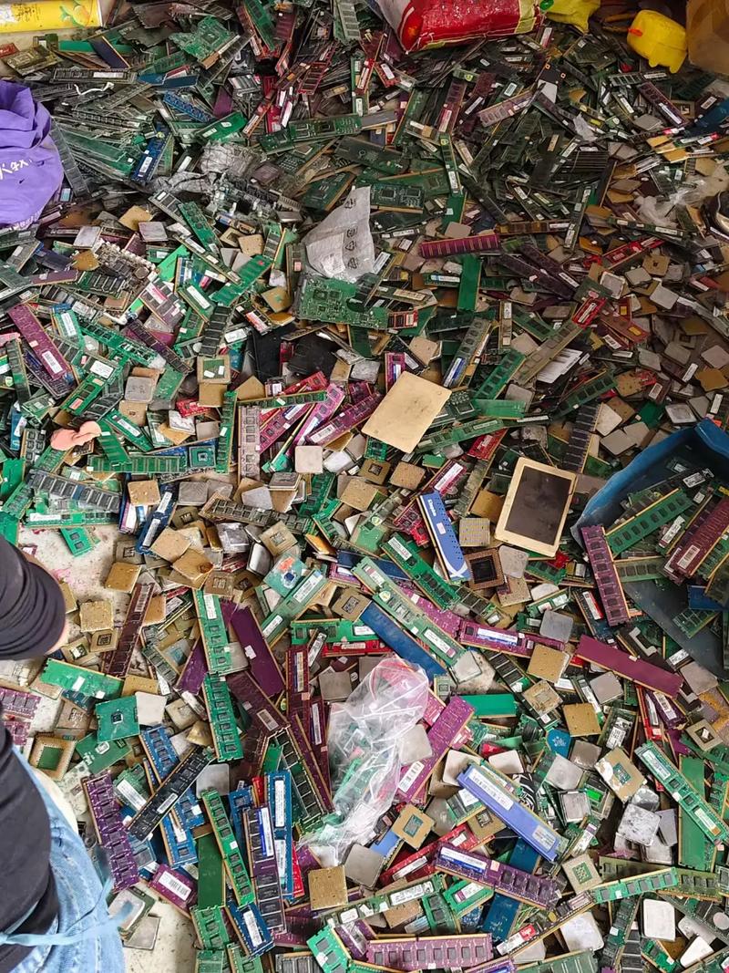 北湖村电子产品废旧物资回收与再利用